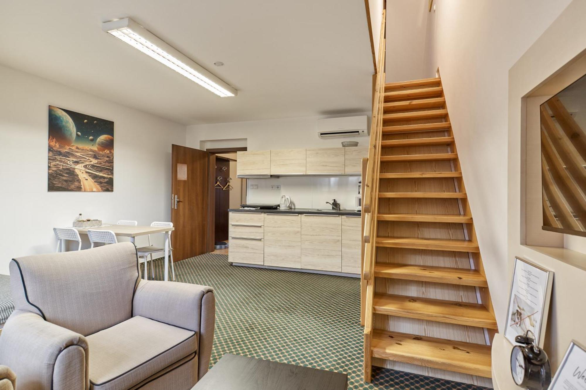 Excellent Apartments In Spa City Center 5 Min Walk From The Colonnade 카를로비바리 외부 사진