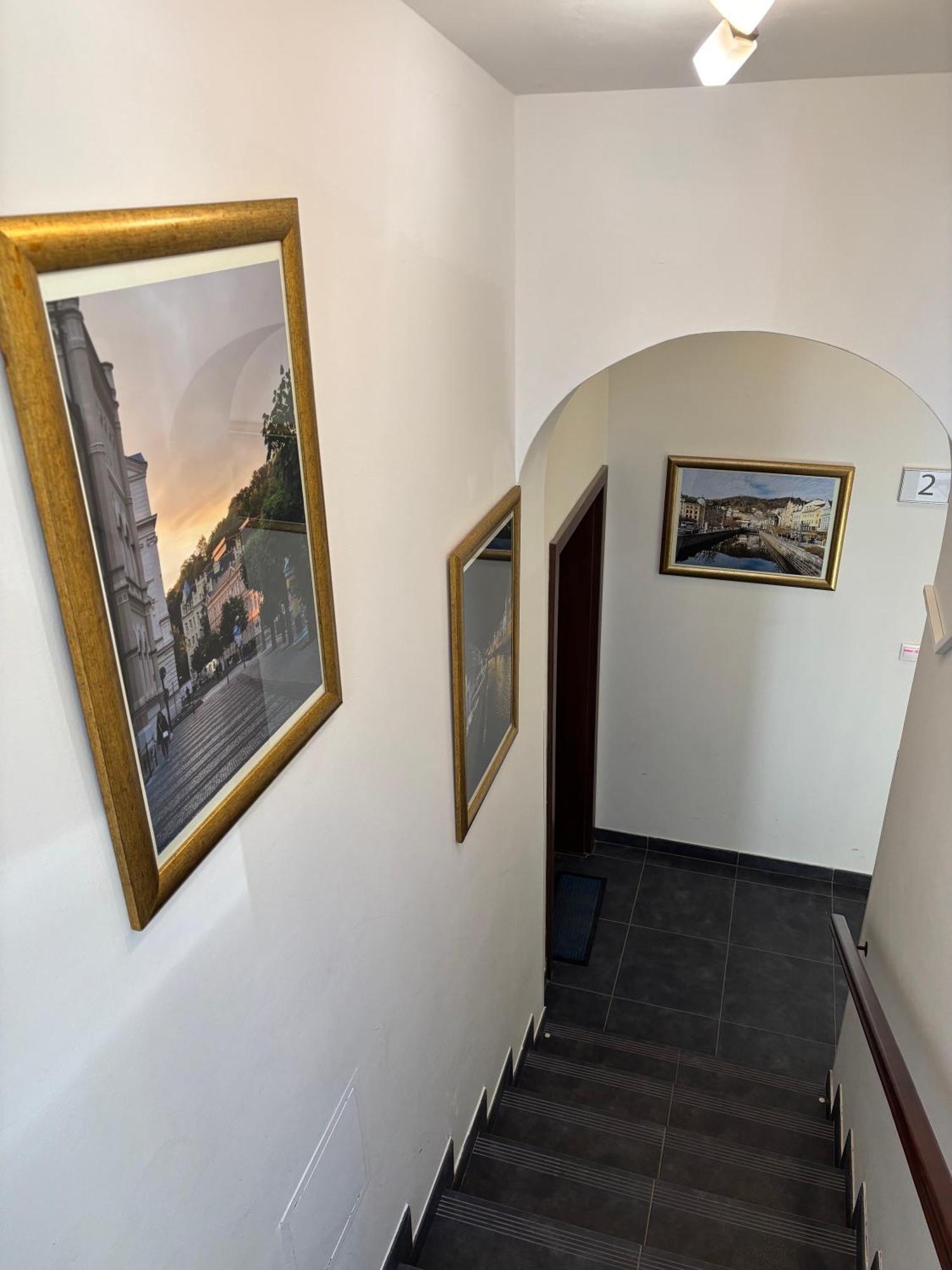 Excellent Apartments In Spa City Center 5 Min Walk From The Colonnade 카를로비바리 외부 사진